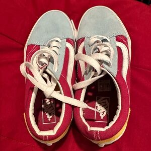 VANS SNEAKERS 👟 Size 3 Kids🫶🏼